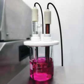 Karl Fischer titration assembly